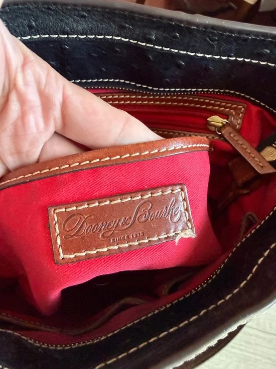 Dooney & Bourke Lexington Black Ostrich Style Leather Brown Trim Tote Bag - Picture 8 of 13